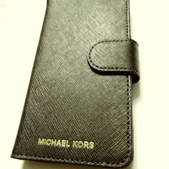 Michael kors phone case - Picture 4 of 5
